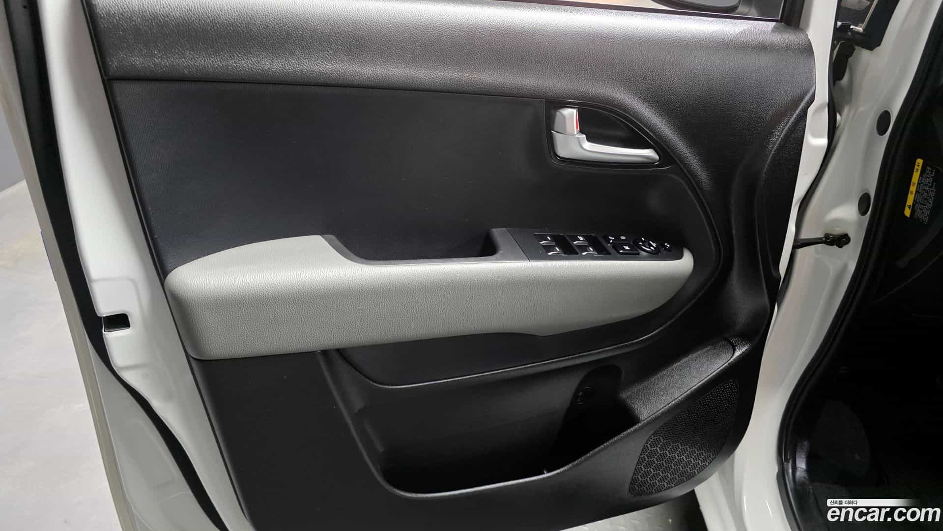 RAY Kia 2022.3-INNER-034