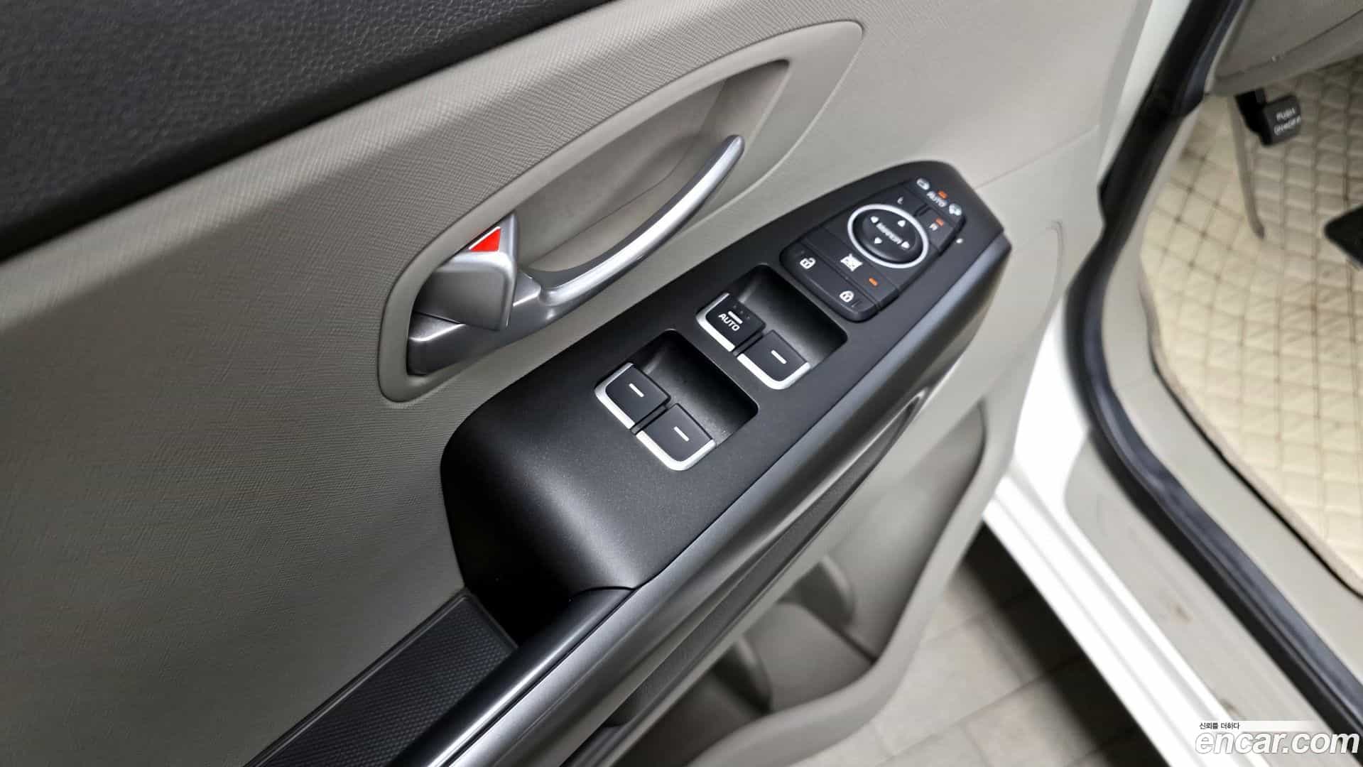 Canival Kia 2014.8-OPTION-016