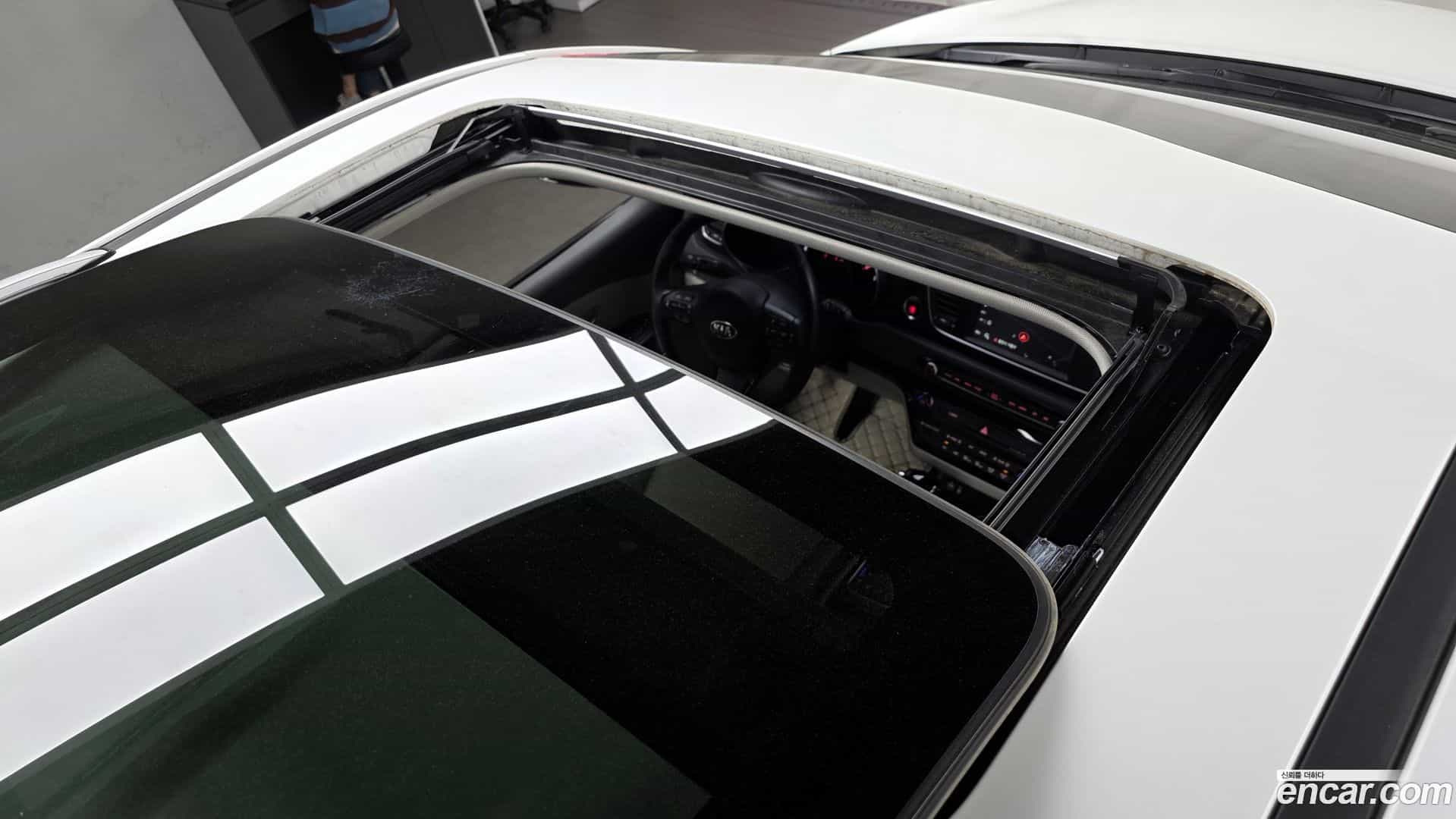 Canival Kia 2014.8-OPTION-041