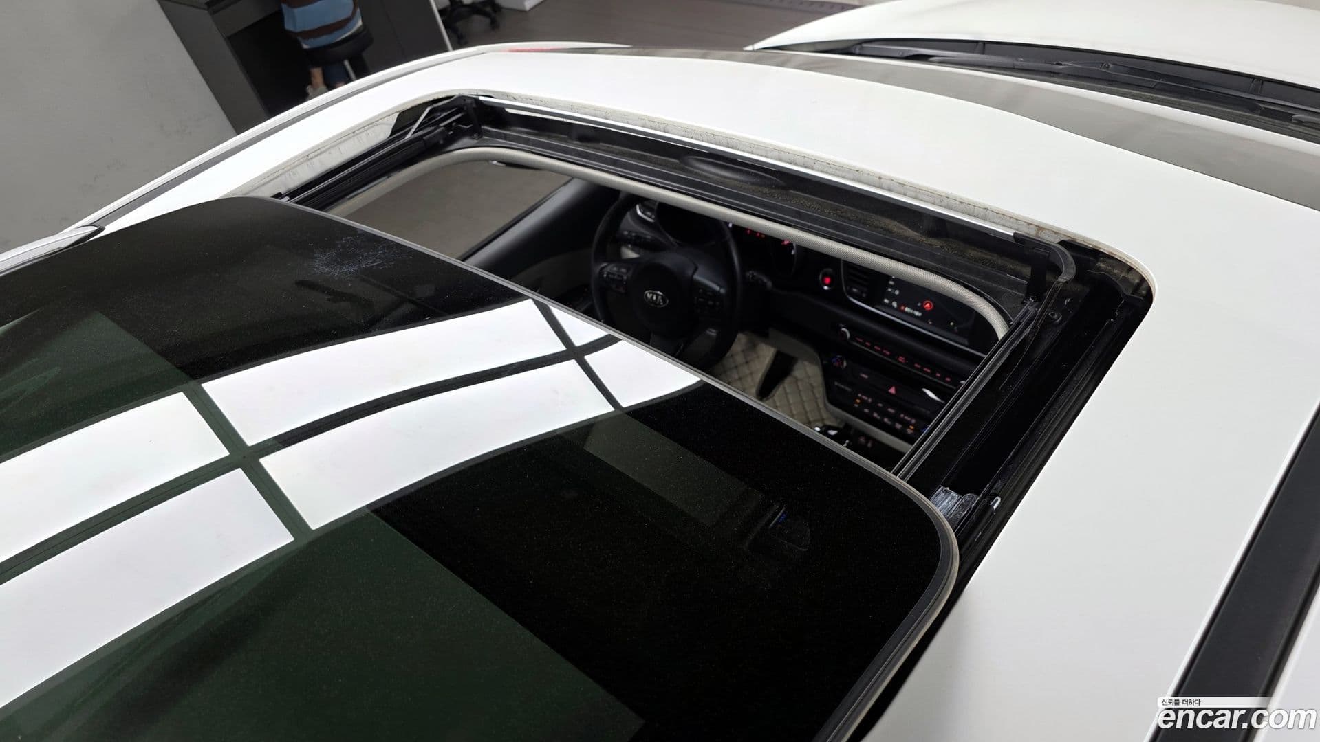 Main__Slider__Photo:Canival Kia 2014.8-27