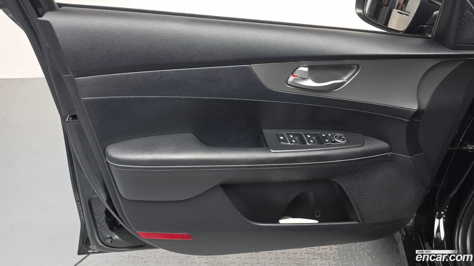 K3 Kia 2019.2-INNER-034