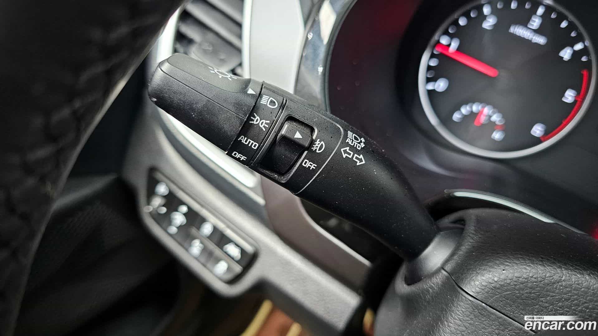 Seltos Kia 2019.9-OPTION-024