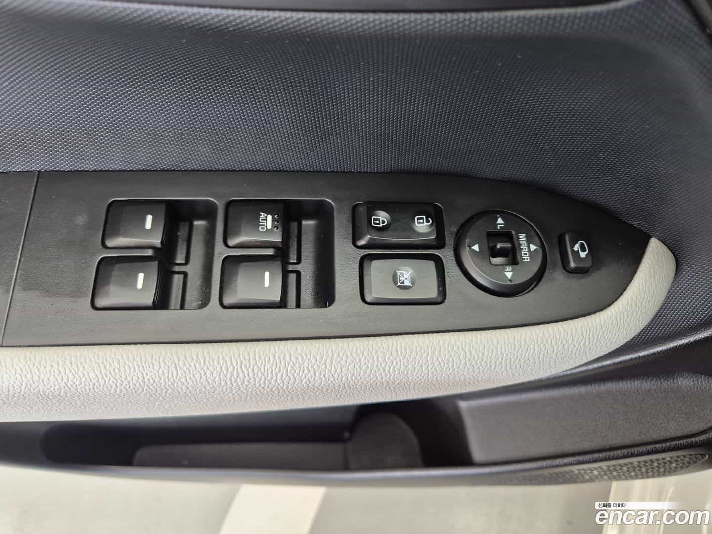 RAY Kia 2023.0-OPTION-016