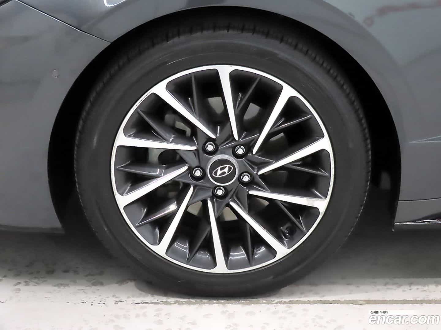 Sonata Hyundai 2019.10-OPTION-024