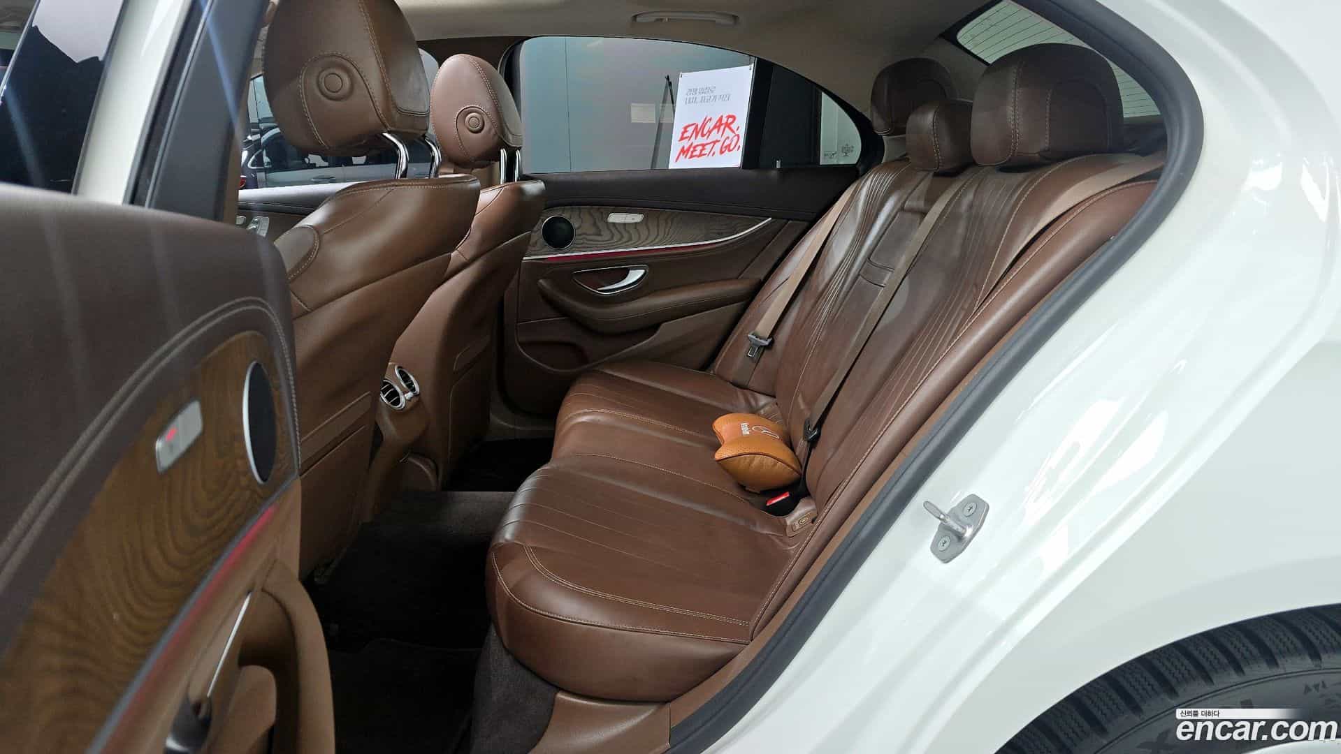 E-Class Mercedes-Benz 2017.7-OPTION-016