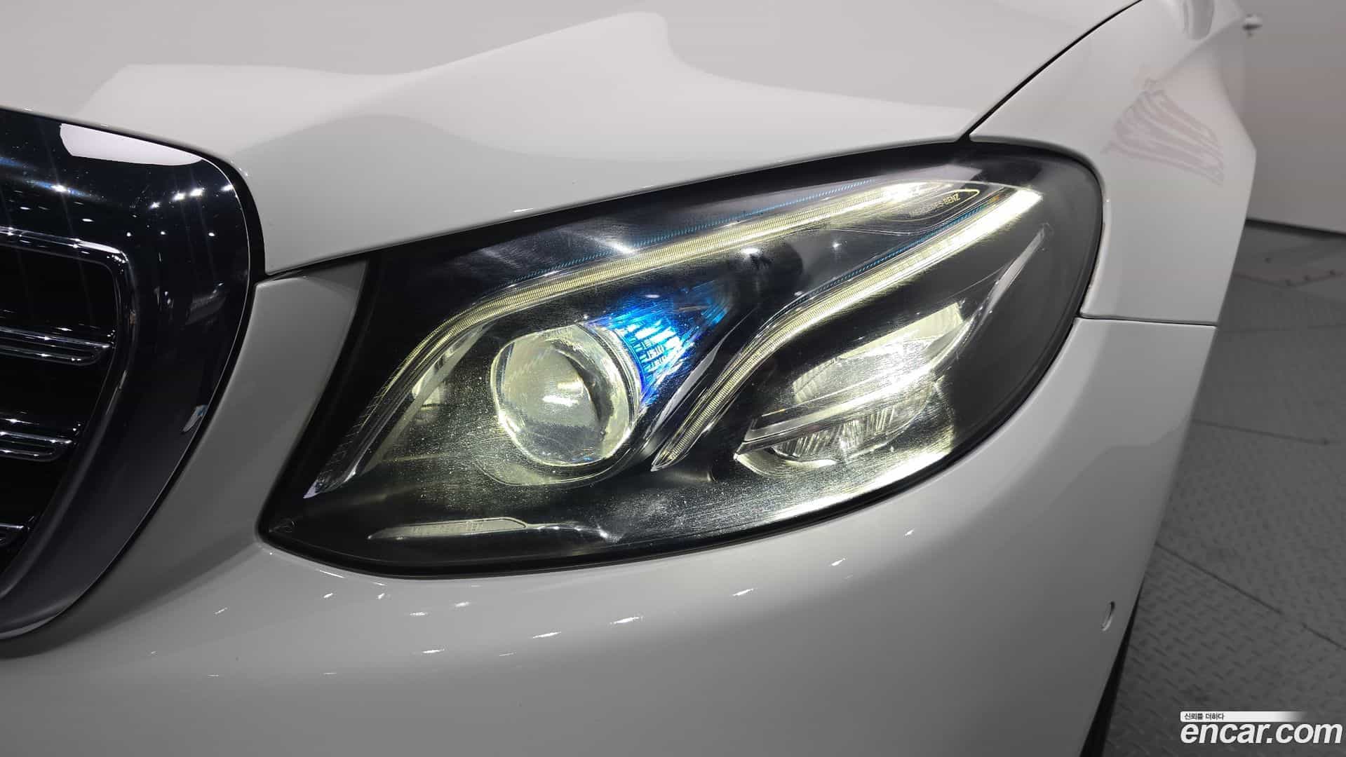 E-Class Mercedes-Benz 2017.7-OUTER-032