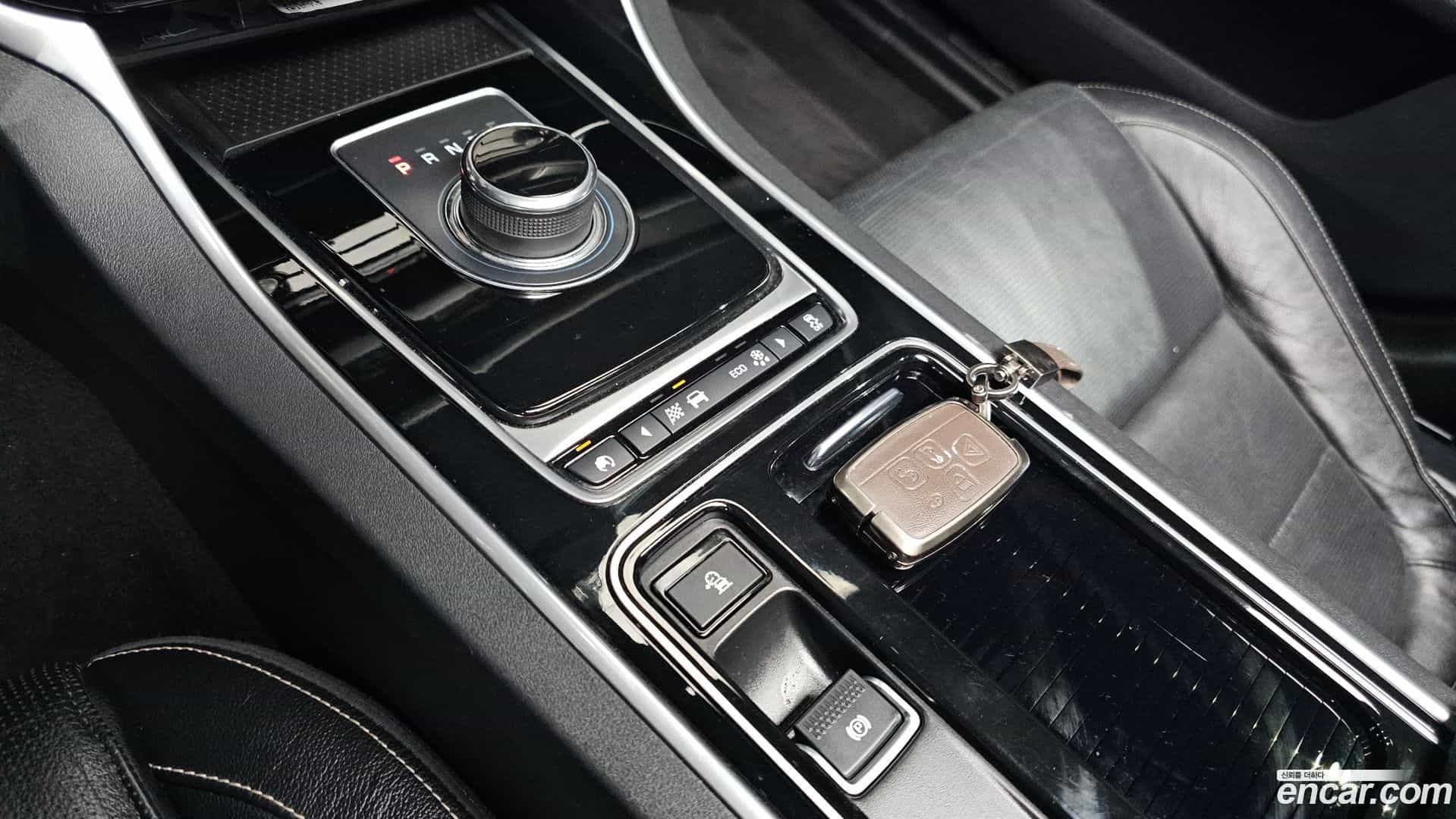XF Jaguar 2017.0-INNER-009