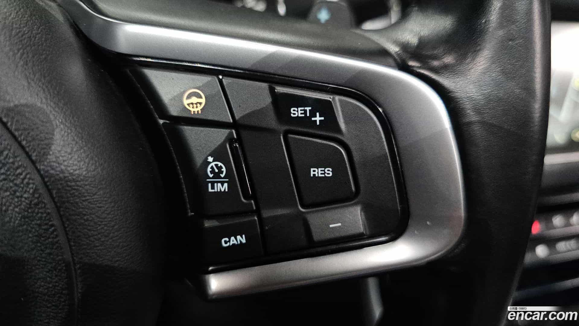 XF Jaguar 2017.0-OPTION-022