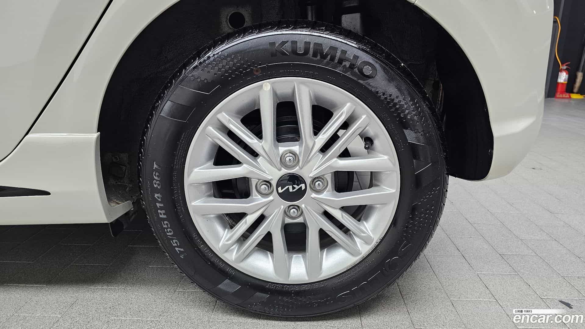 morning Kia 2023.0-OUTER-031