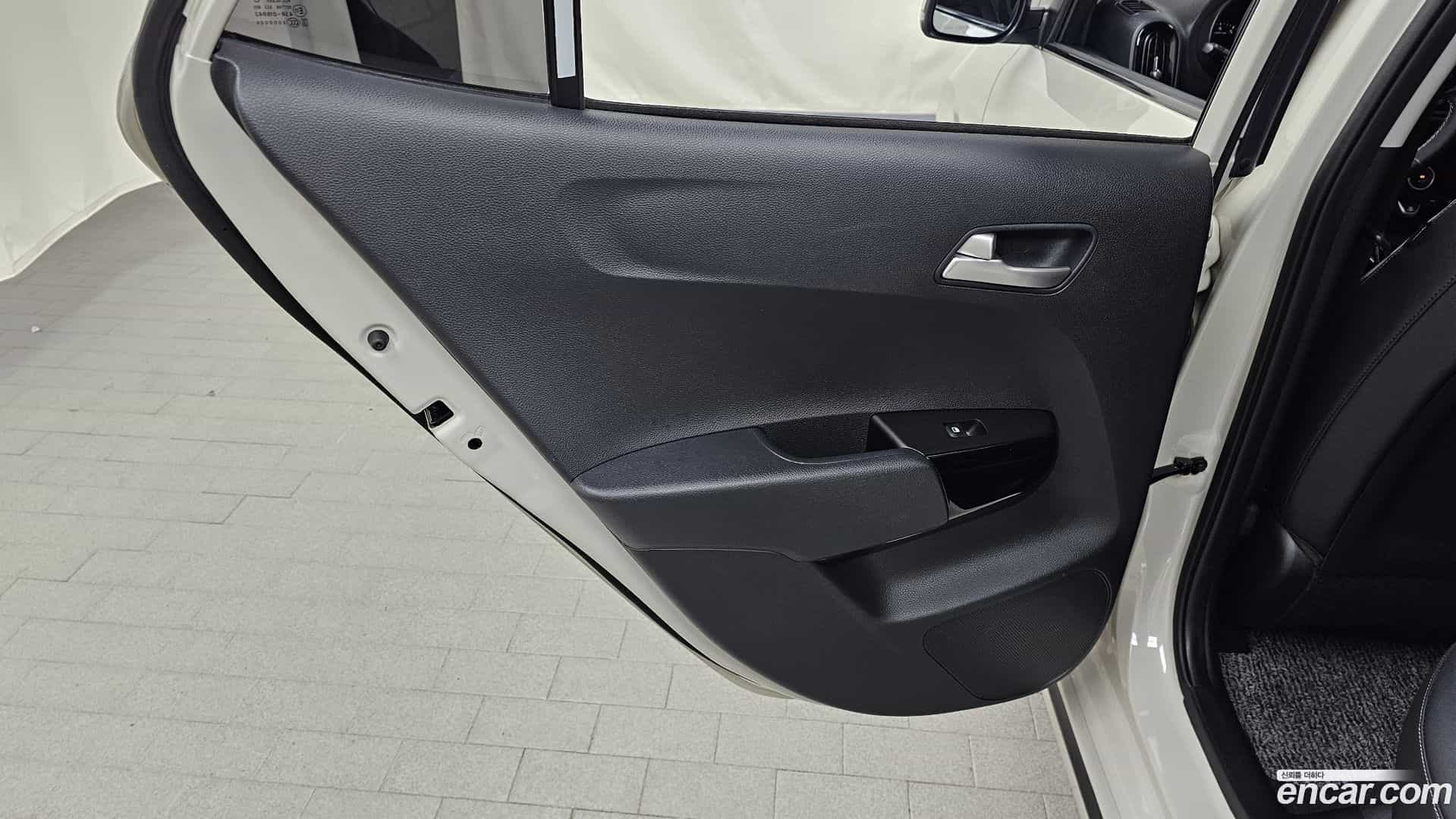 morning Kia 2023.0-INNER-035