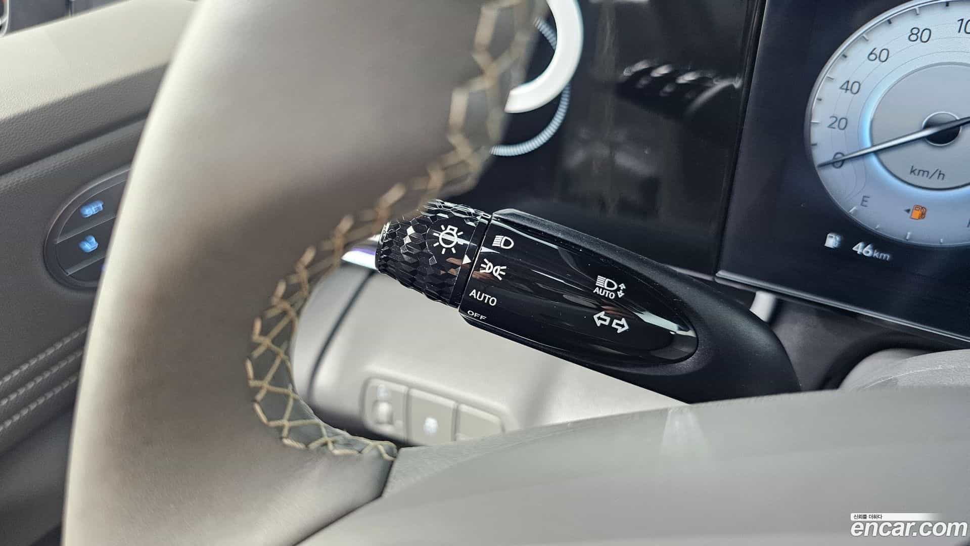 AVANTE Hyundai 2023.10-OPTION-042