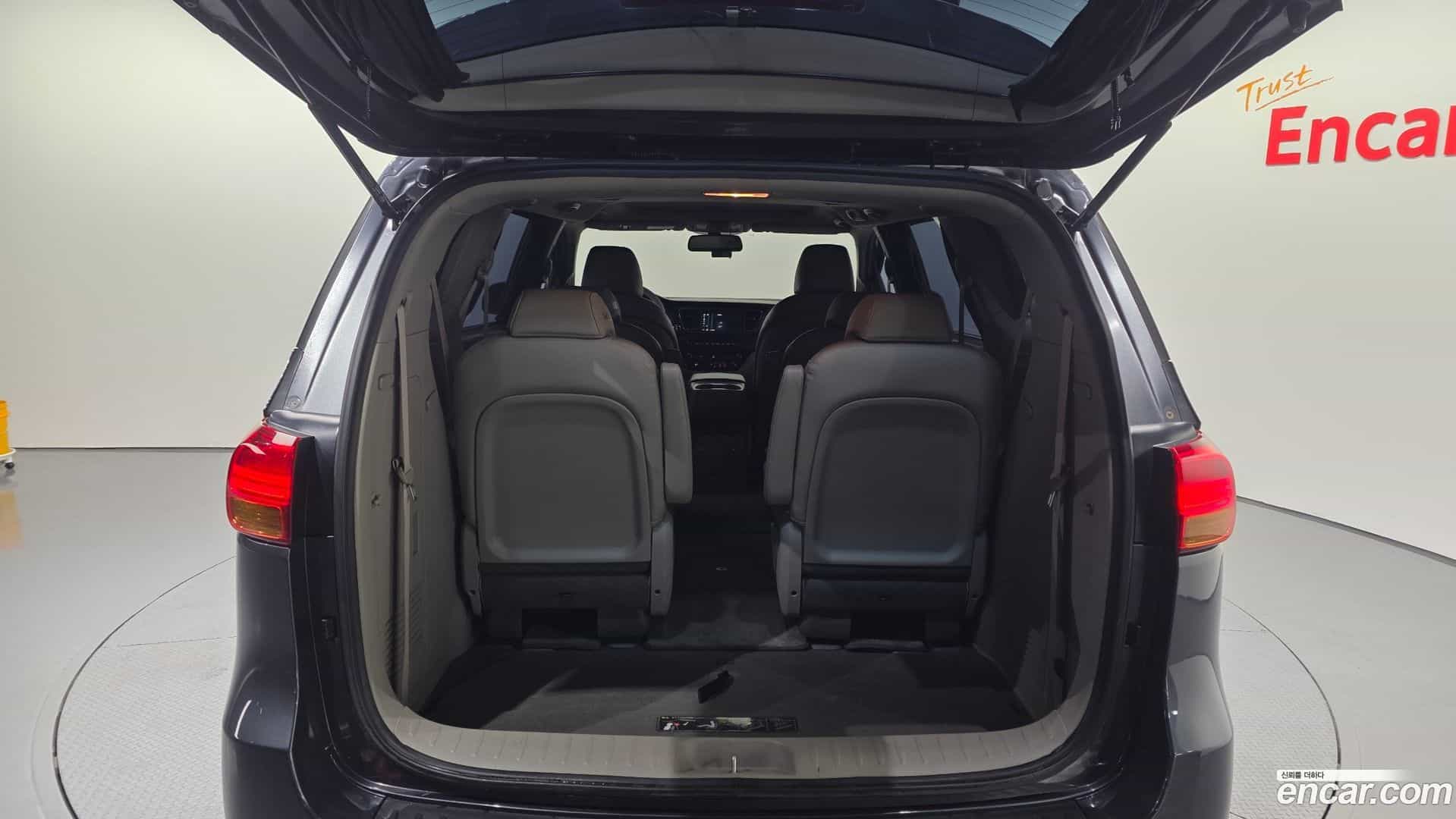 Canival Kia 2016.11-OPTION-024