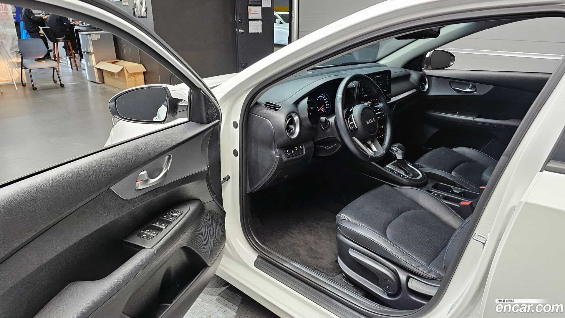 K3 Kia 2022.2-INNER-010