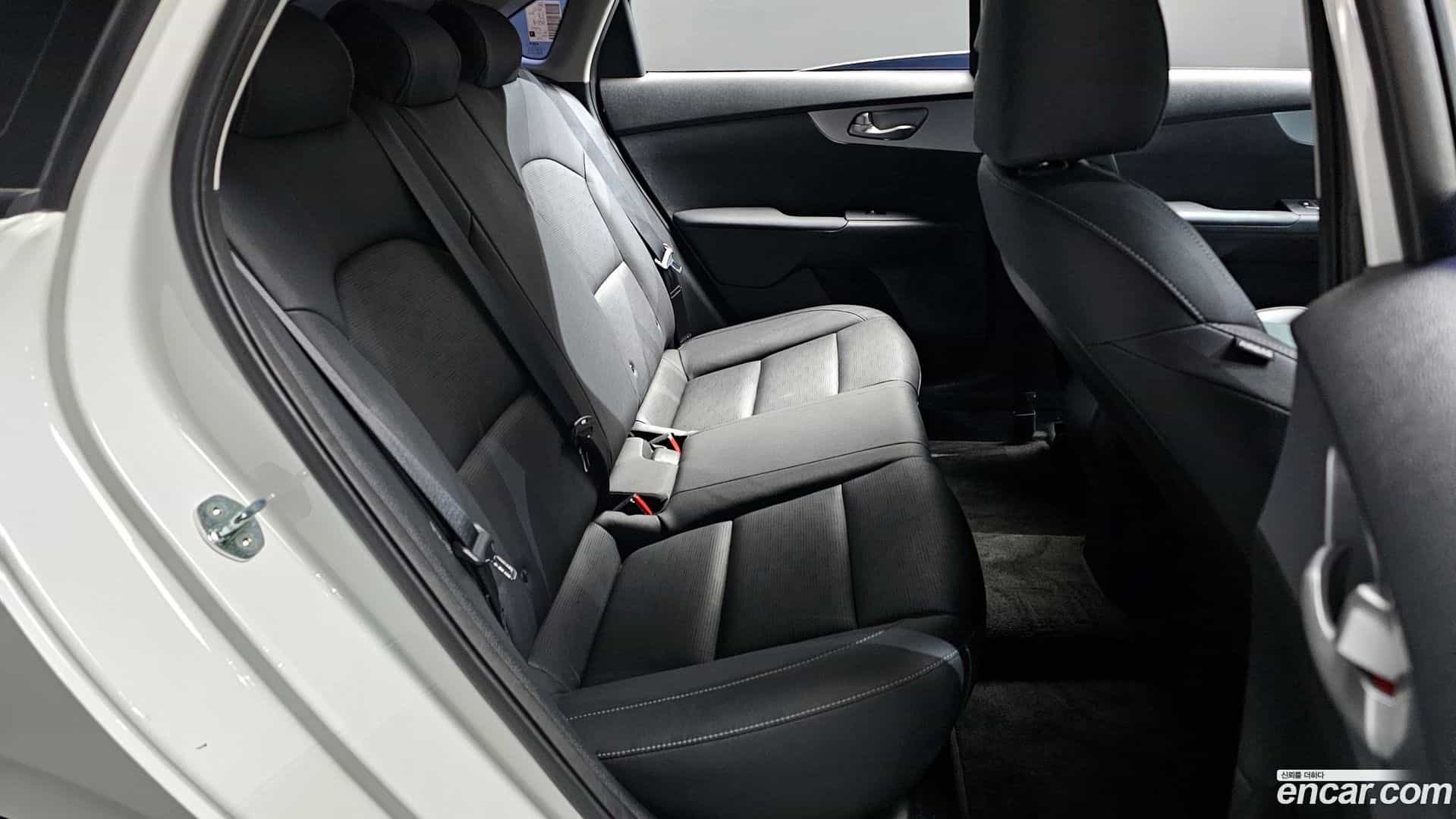 K3 Kia 2022.2-OPTION-016