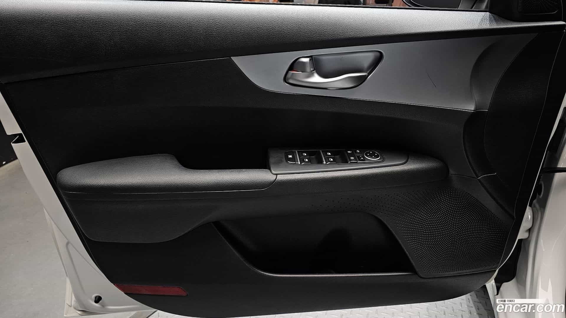 K3 Kia 2022.2-INNER-034