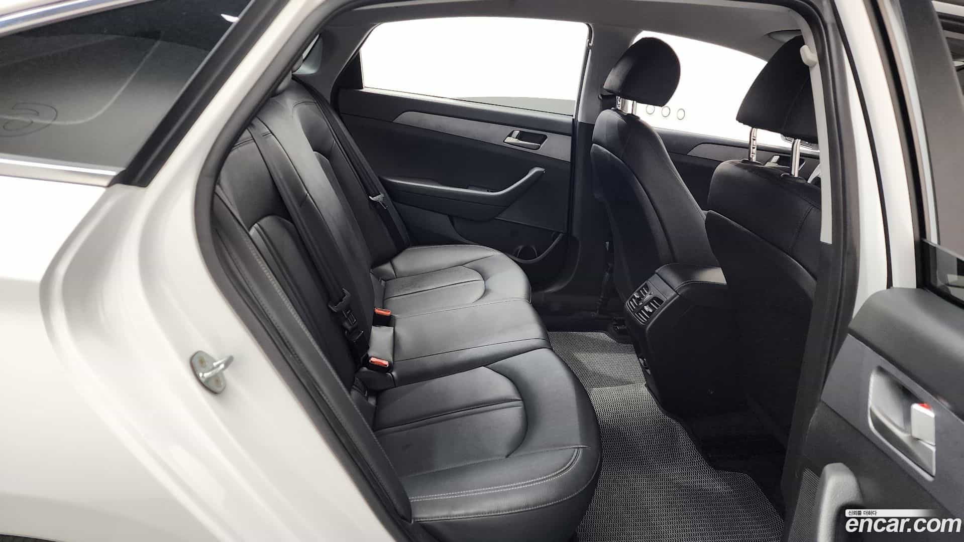 Sonata Hyundai 2018.0-OPTION-015