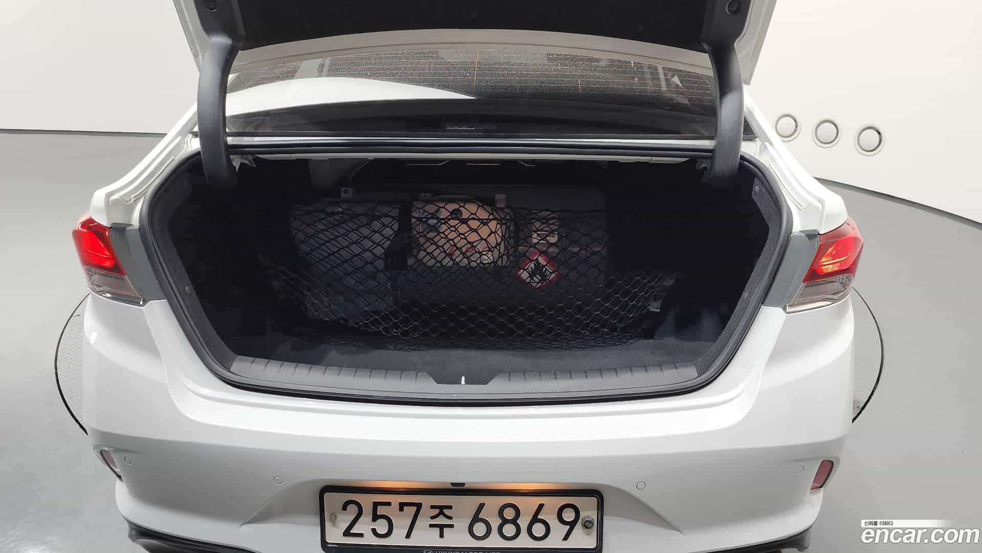 Sonata Hyundai 2018.0-OPTION-019