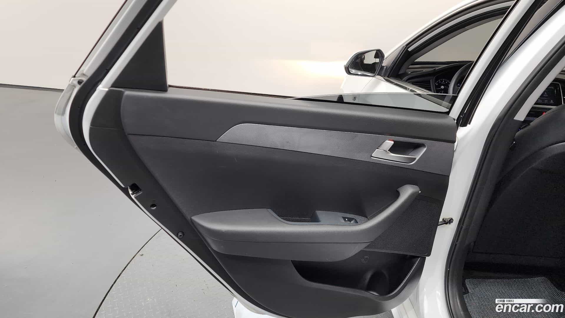 Sonata Hyundai 2018.0-INNER-035
