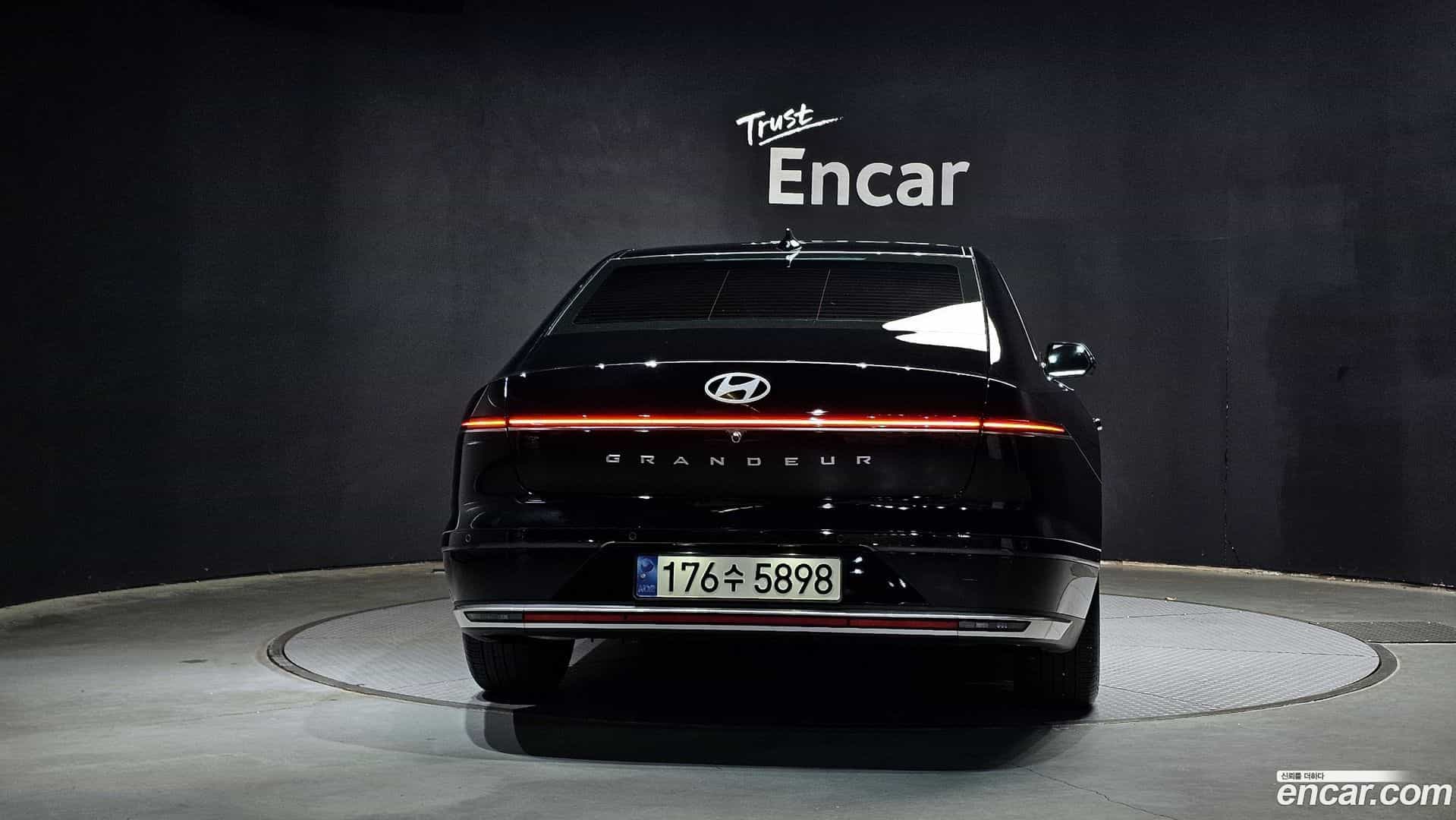 Grandeur Hyundai 2023.2-OUTER-004