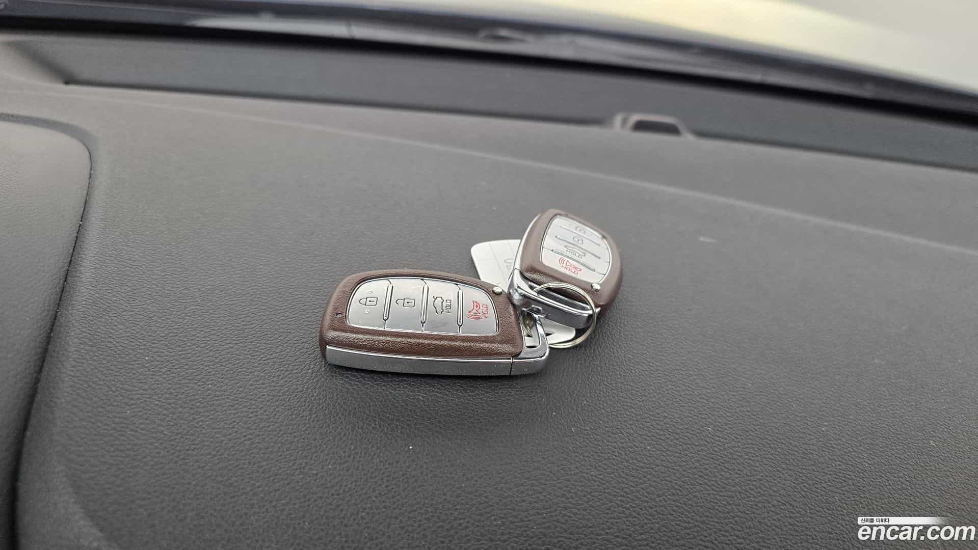 AVANTE Hyundai 2017.6-OPTION-020
