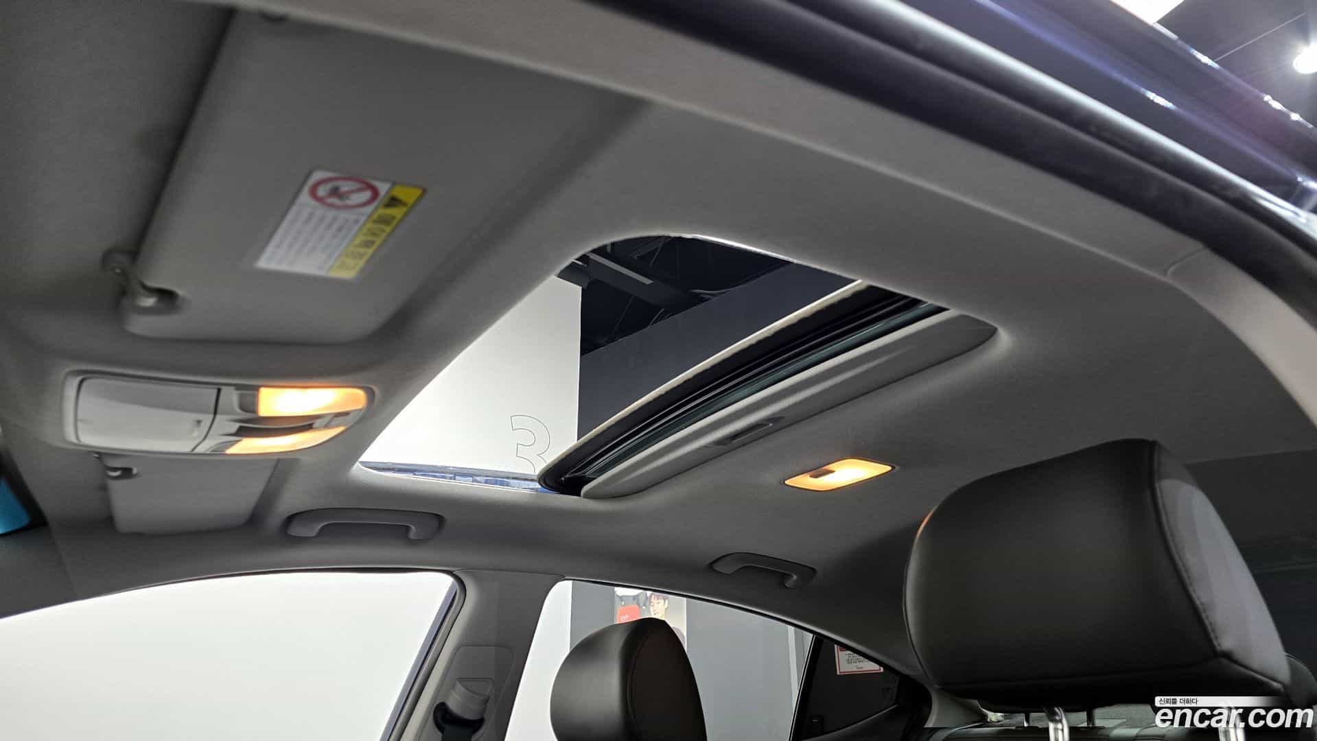 AVANTE Hyundai 2017.6-OPTION-021