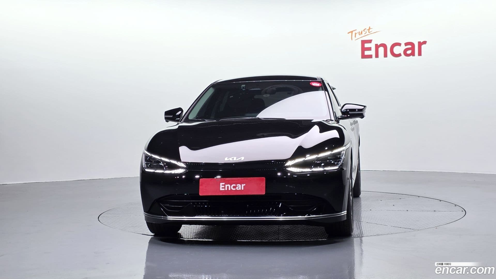 Main__Slider__Photo:EV6 Kia 2023.3-2