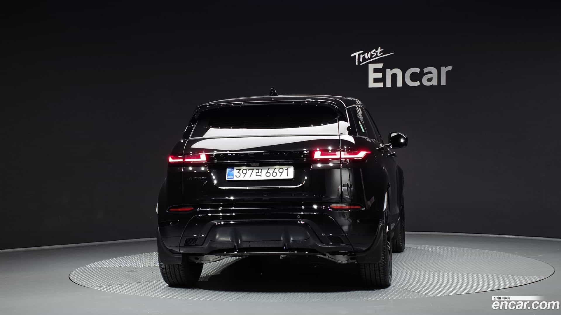 Range Rover Evoque Land Rover 2025.10-OUTER-004