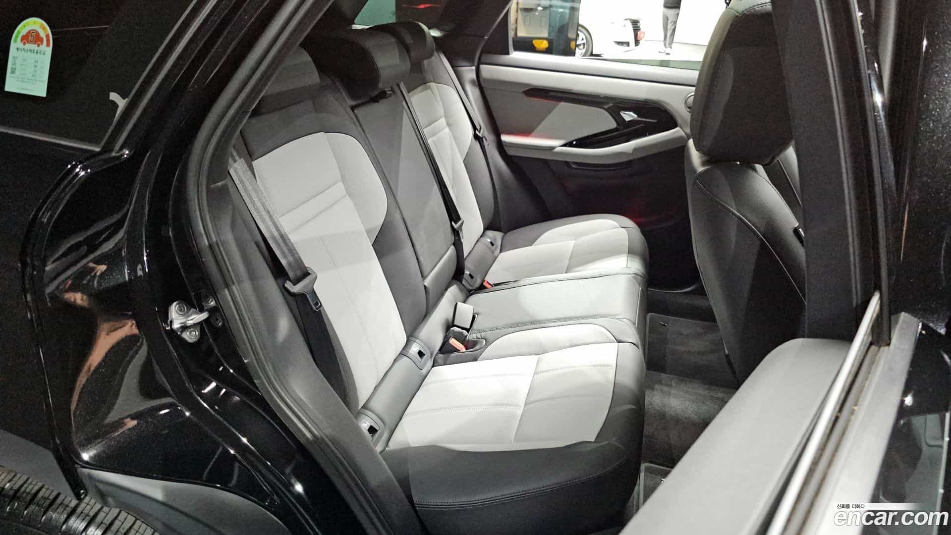 Range Rover Evoque Land Rover 2025.10-OPTION-015