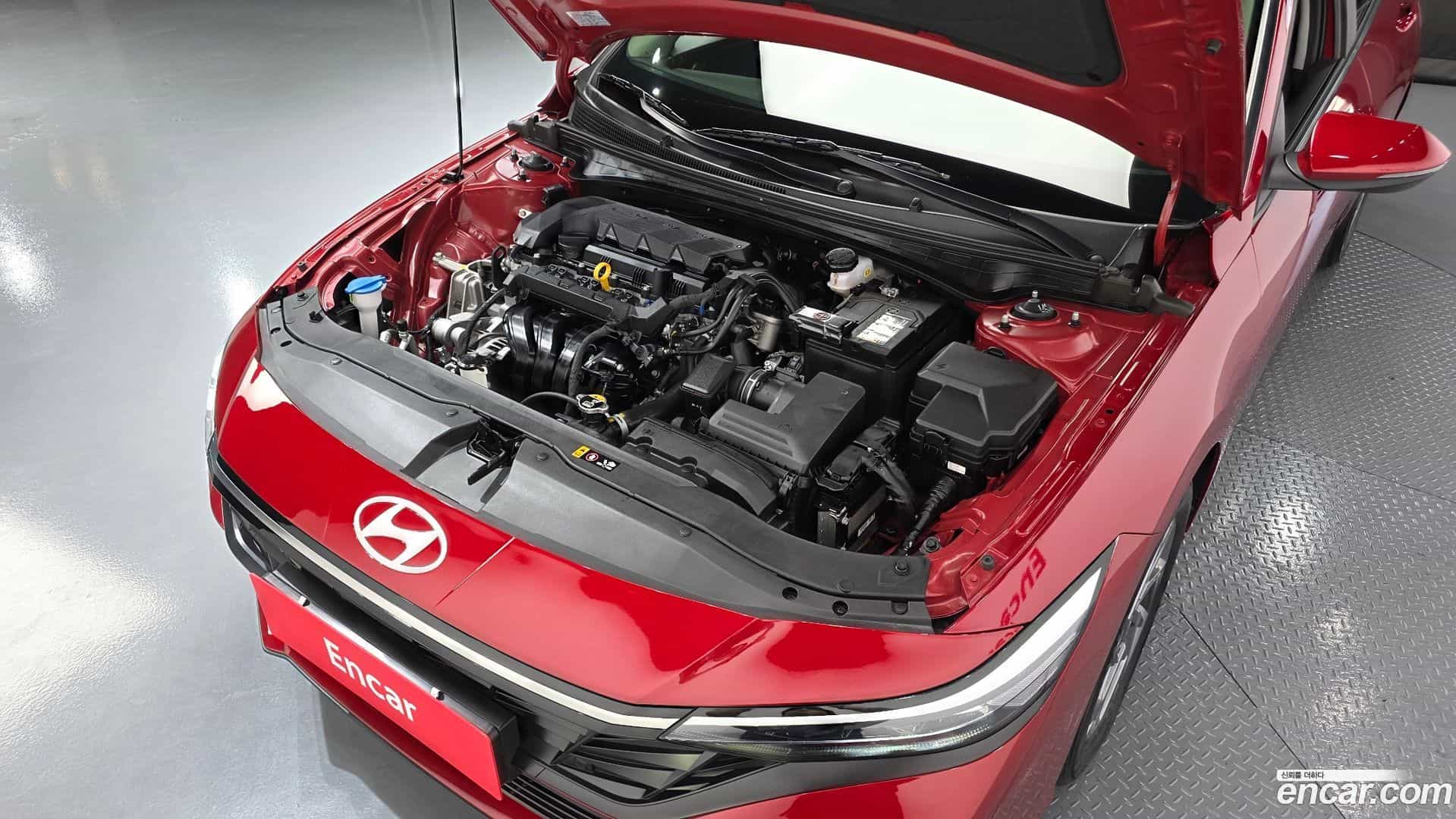 AVANTE Hyundai 2025.0-OUTER-006