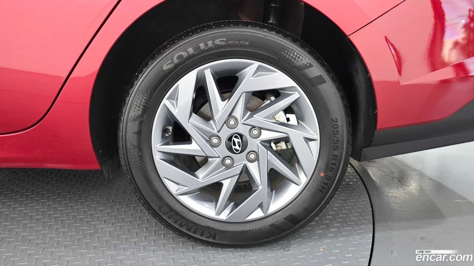 AVANTE Hyundai 2025.0-OUTER-031