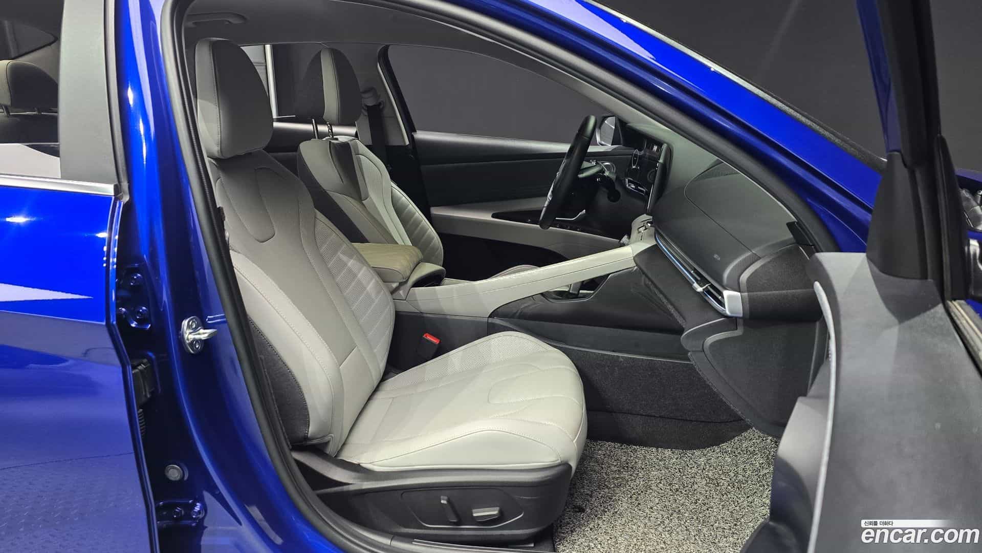 AVANTE Hyundai 2022.11-INNER-010
