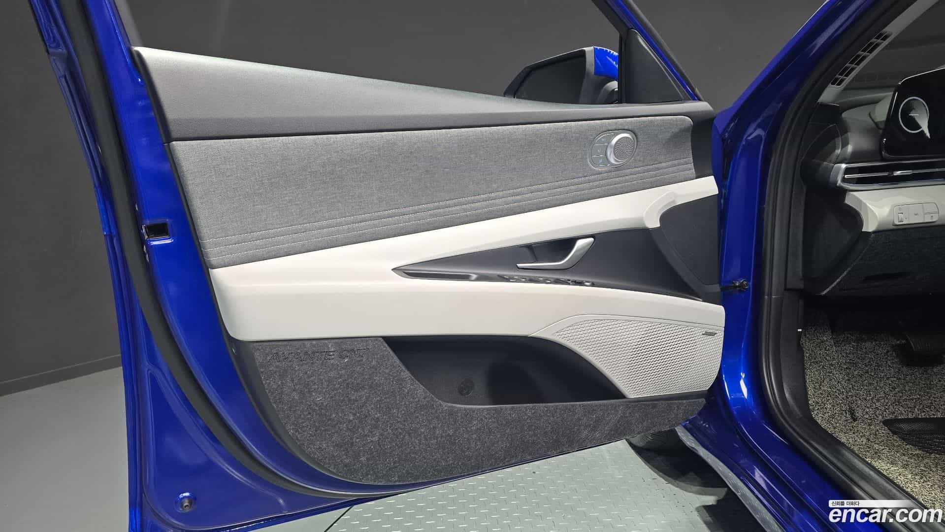 AVANTE Hyundai 2022.11-INNER-034