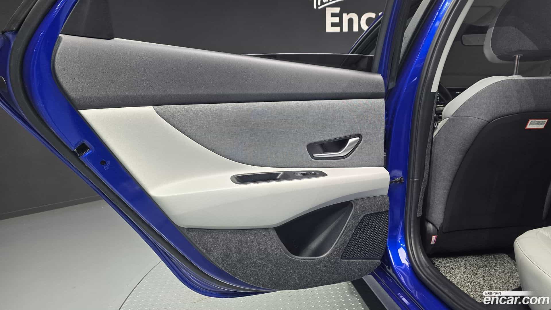 AVANTE Hyundai 2022.11-INNER-035