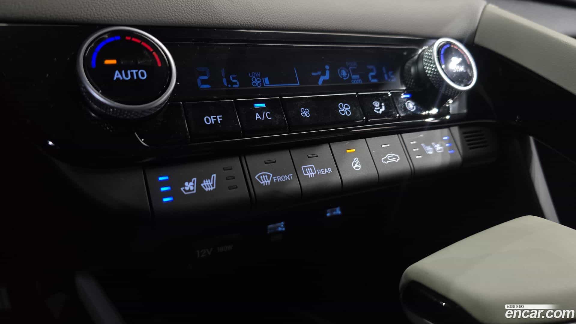 AVANTE Hyundai 2022.11-OPTION-040