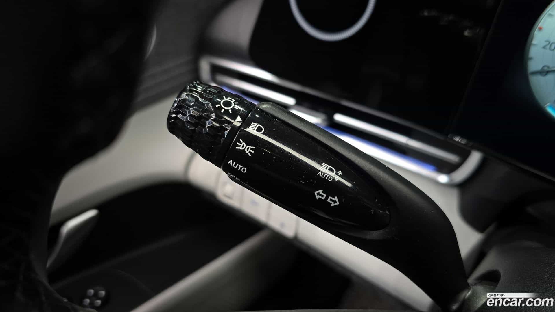 AVANTE Hyundai 2022.11-OPTION-044