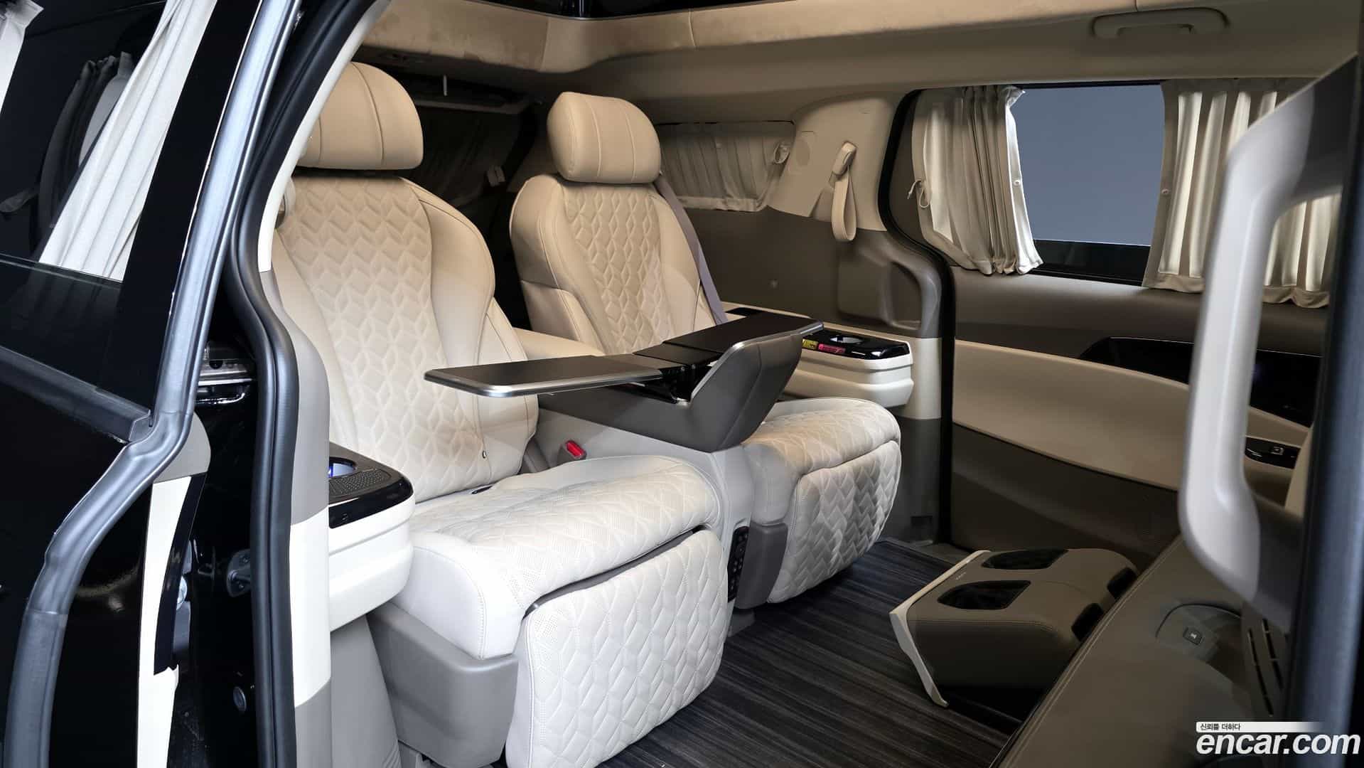 Canival Kia 2023.7-OPTION-016