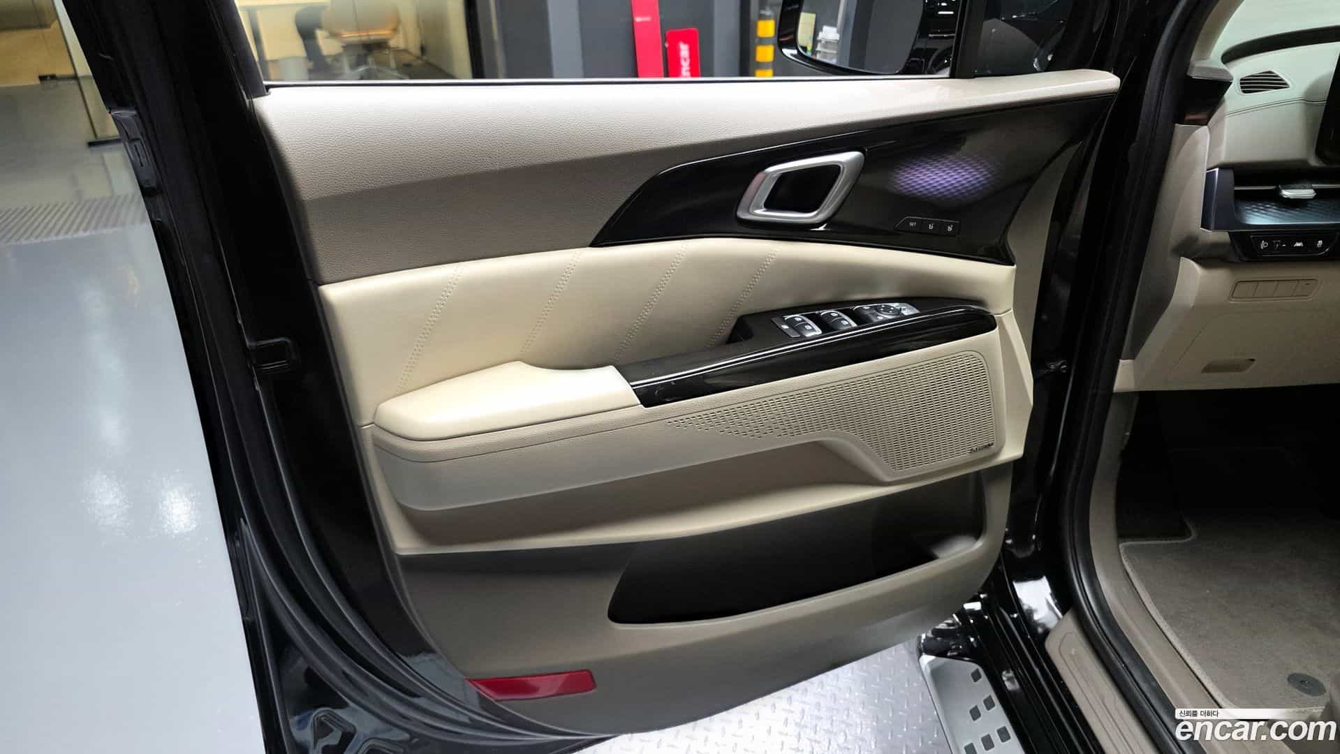 Canival Kia 2023.7-INNER-035