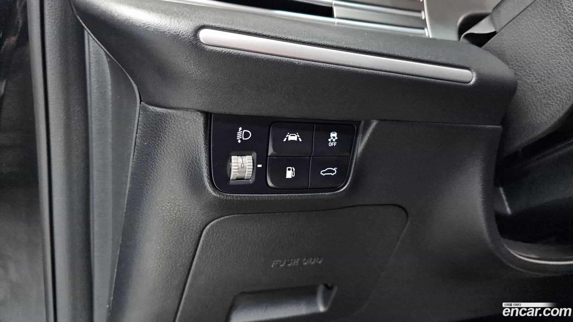Grandeur Hyundai 2022.9-OPTION-018