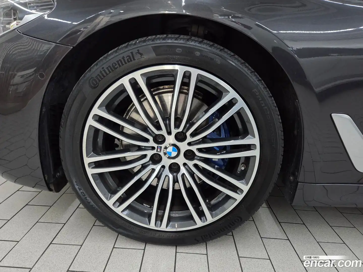 5-Series BMW 2019.4-OUTER-006