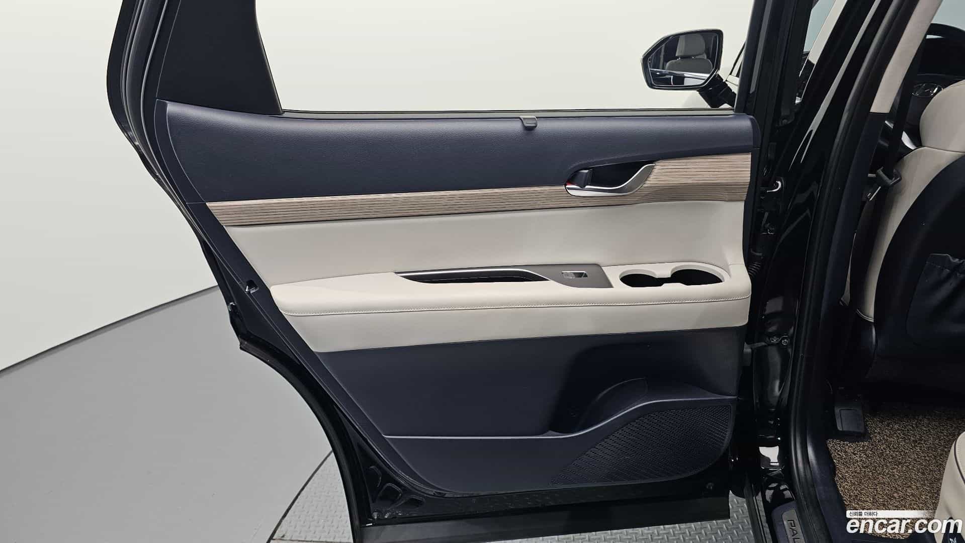 Palisade Hyundai 2019.2-INNER-035