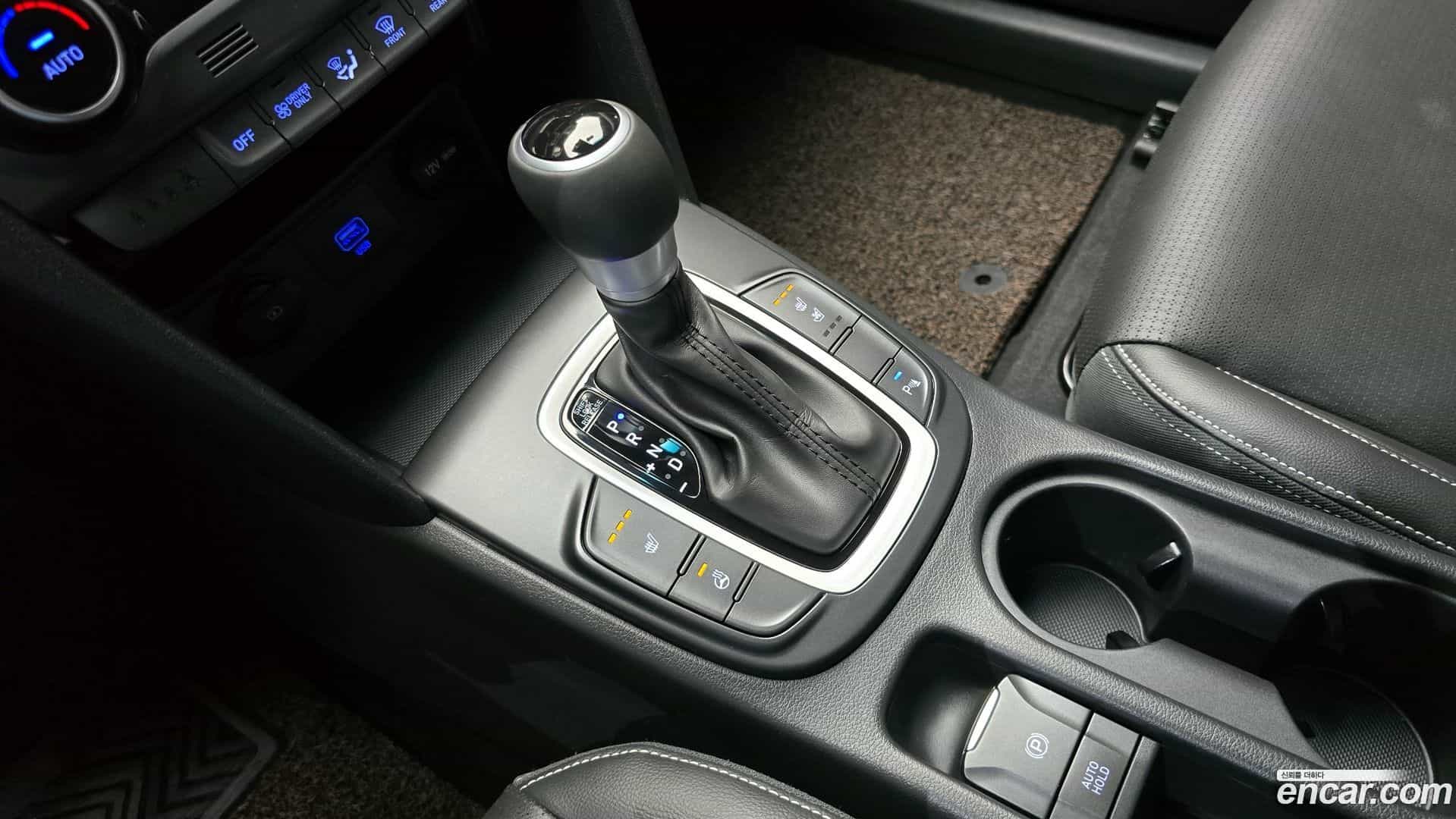 Kona Hyundai 2020.4-INNER-009