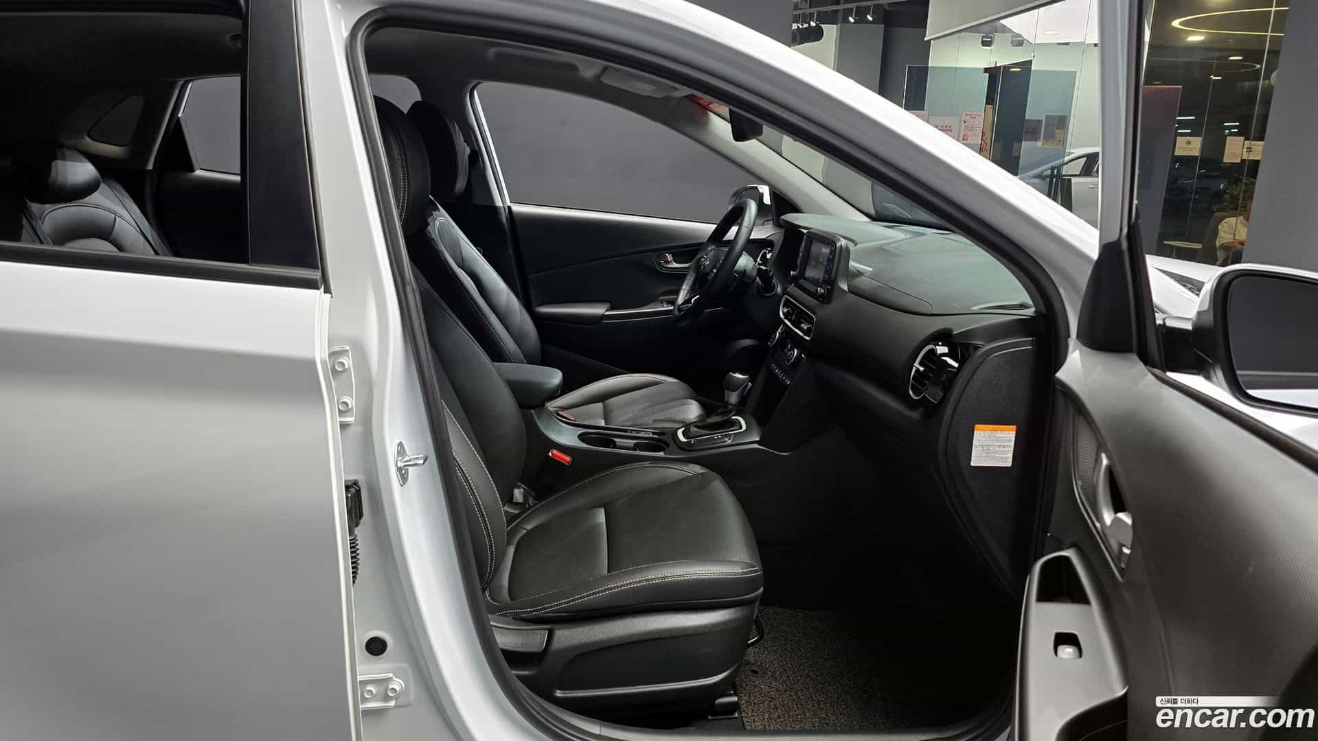 Kona Hyundai 2020.4-OPTION-015
