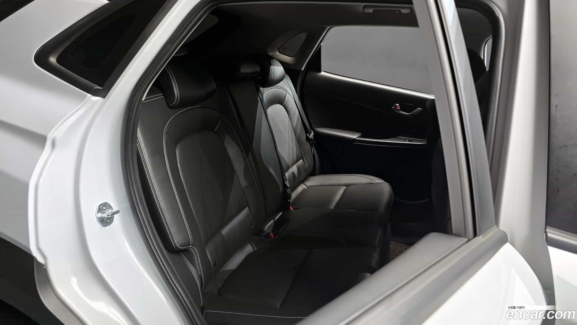 Kona Hyundai 2020.4-INNER-036