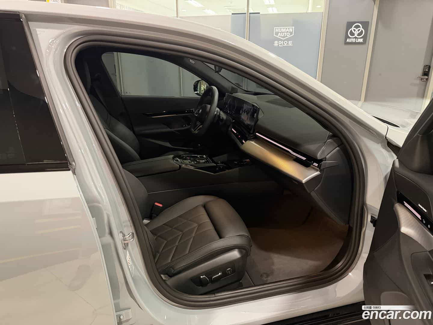 5-Series BMW 2024.5-OPTION-017