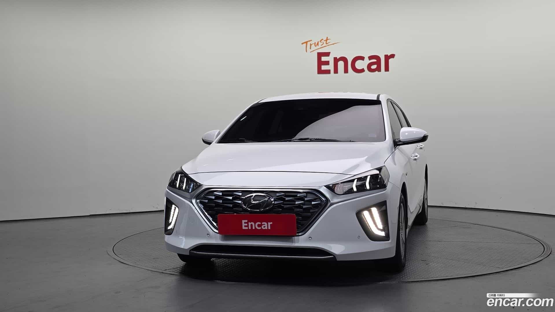 Ioniq Hyundai 2019.10-OUTER-003
