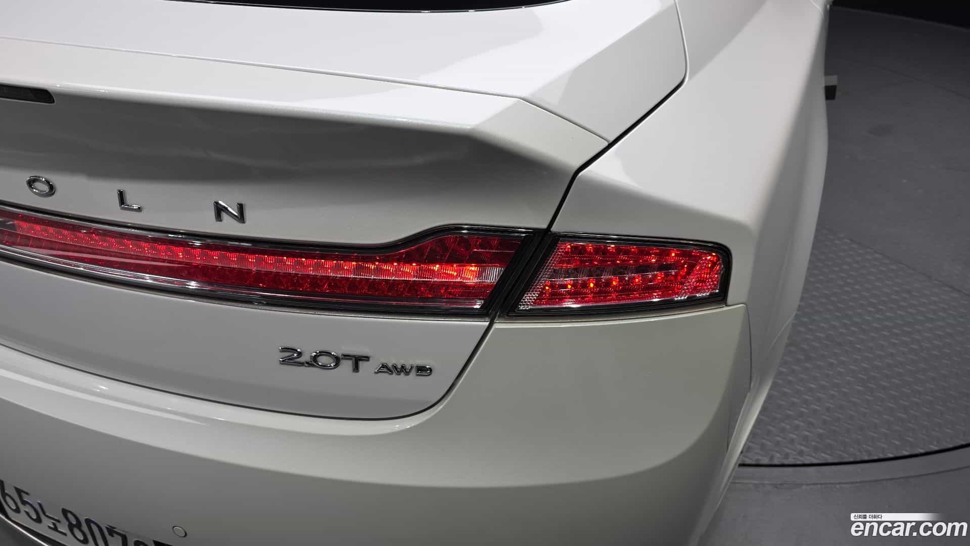 MKZ Lincoln 2017.9-OUTER-033