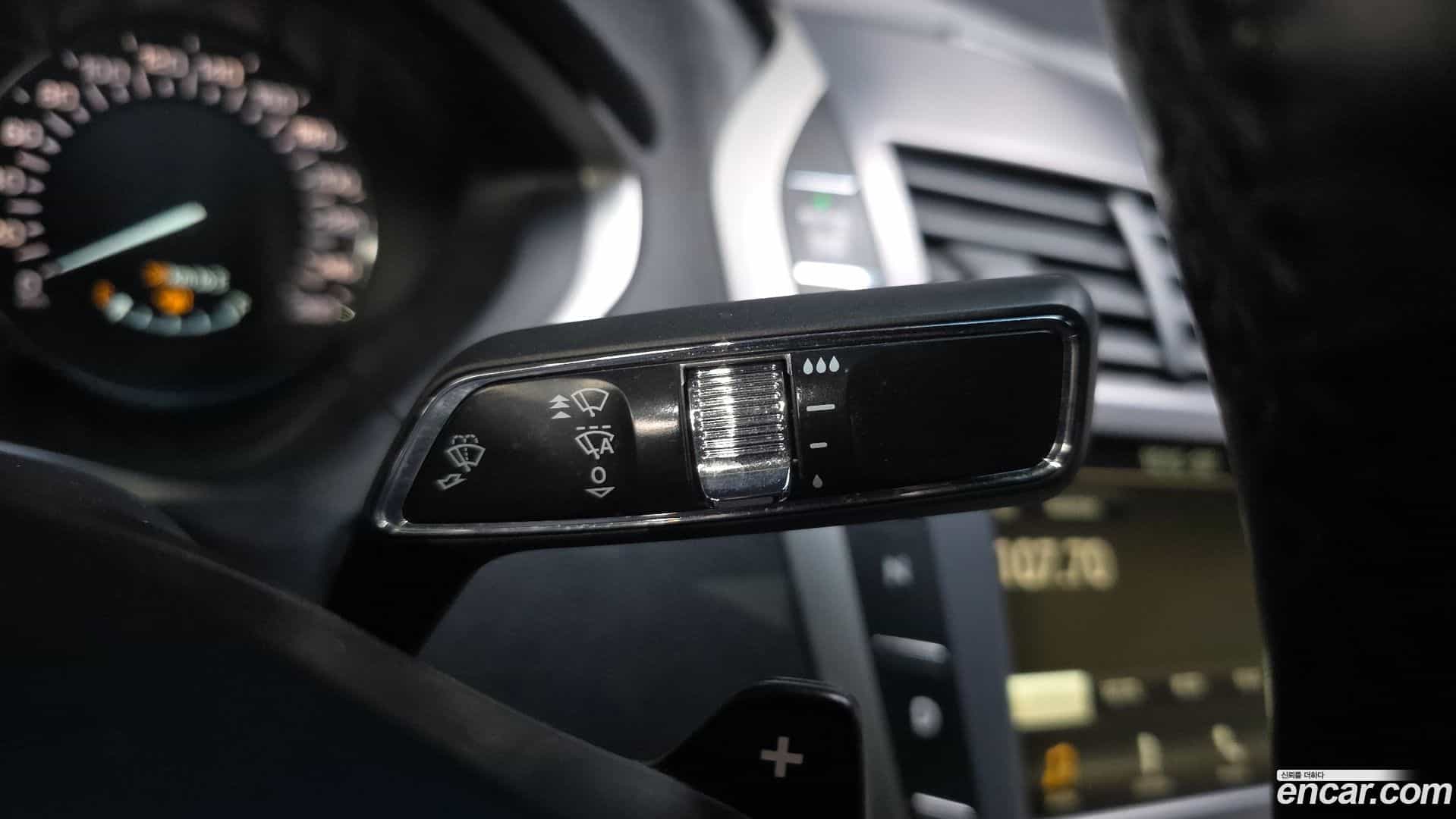 MKZ Lincoln 2017.9-OPTION-040
