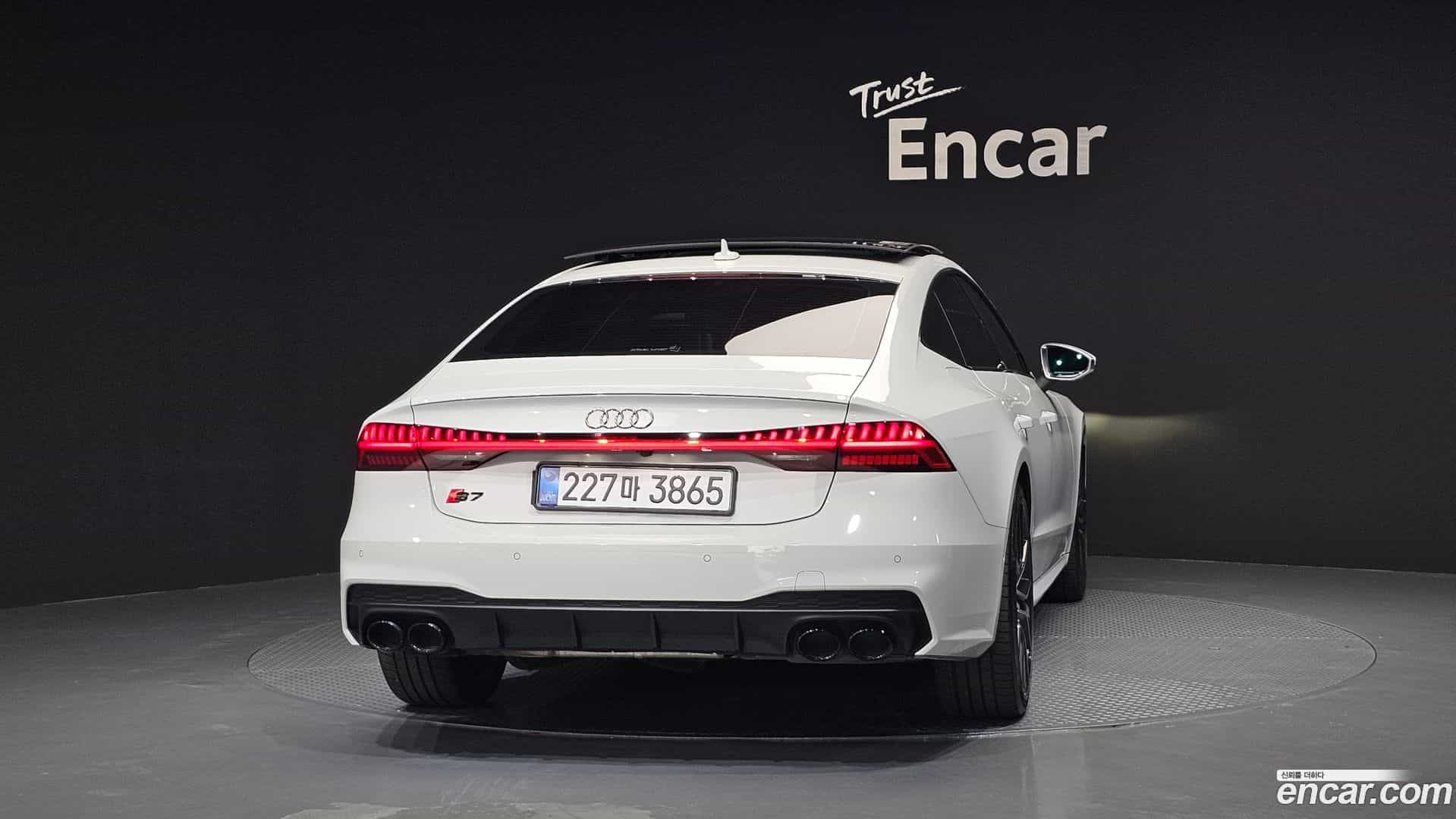 A7 Audi 2022.1-OUTER-004