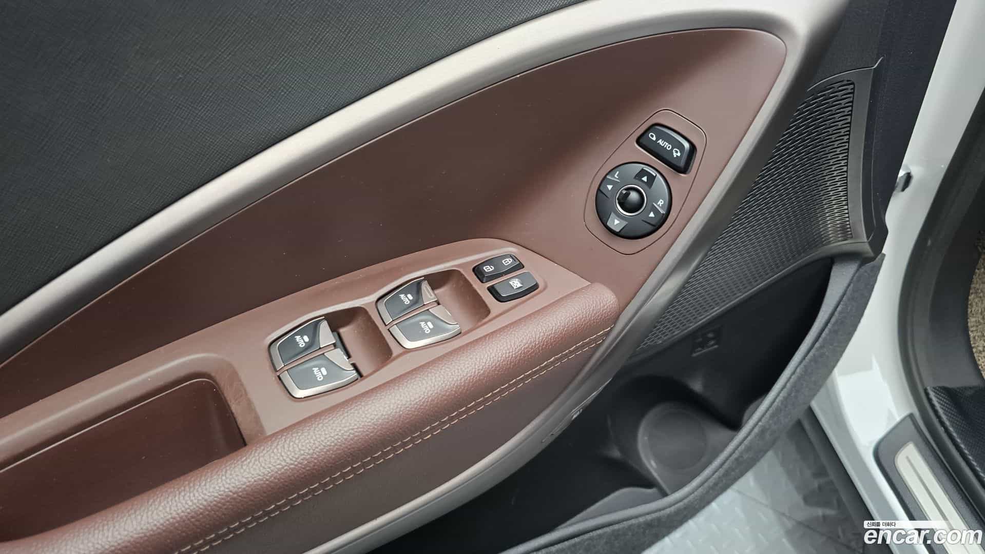 Maxcruz Hyundai 2016.7-OPTION-042