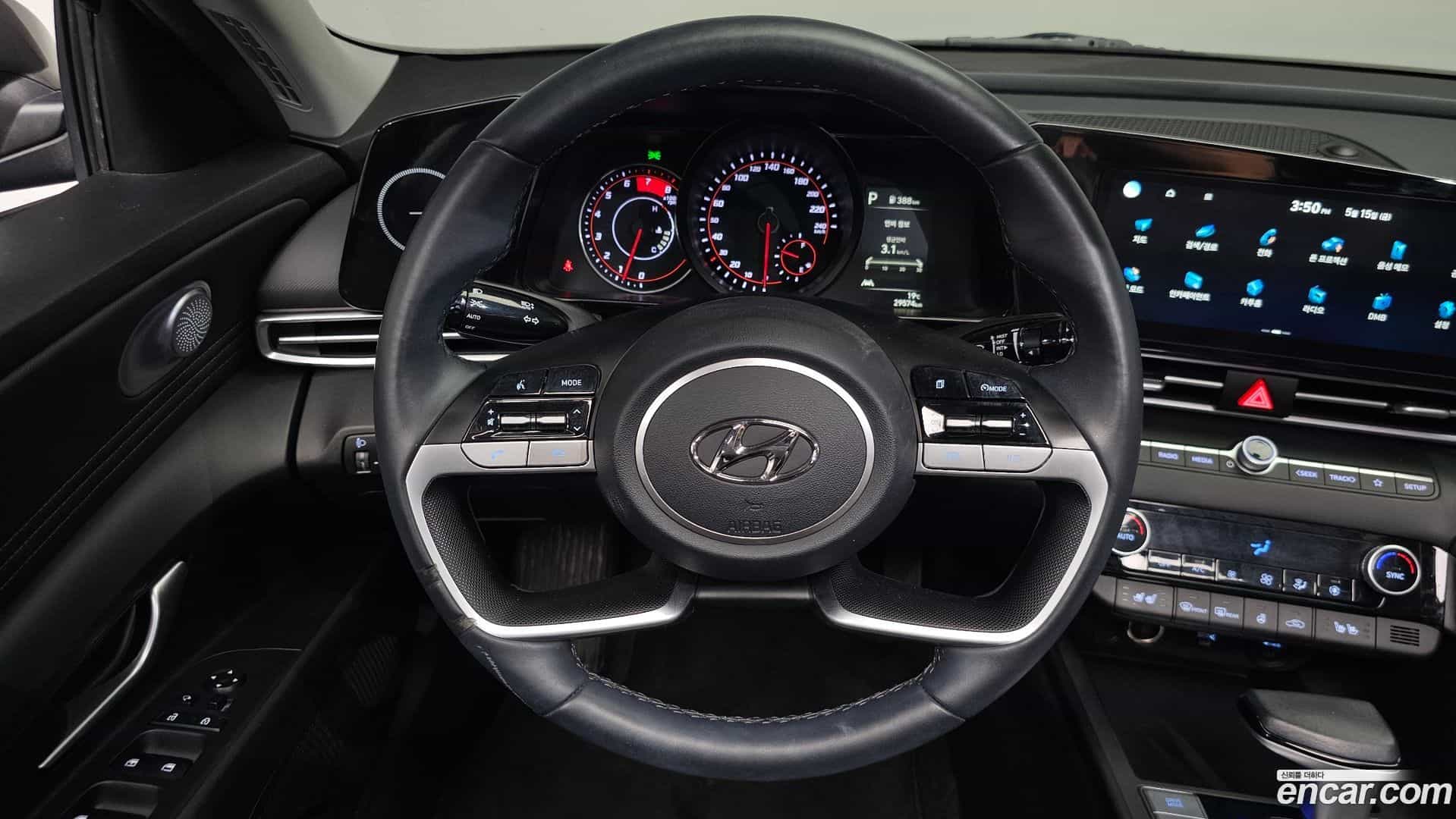 AVANTE Hyundai 2022.4-OPTION-017